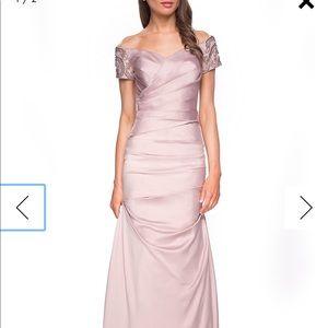 La Femme Ruched & Beaded Short-Sleeve Gown